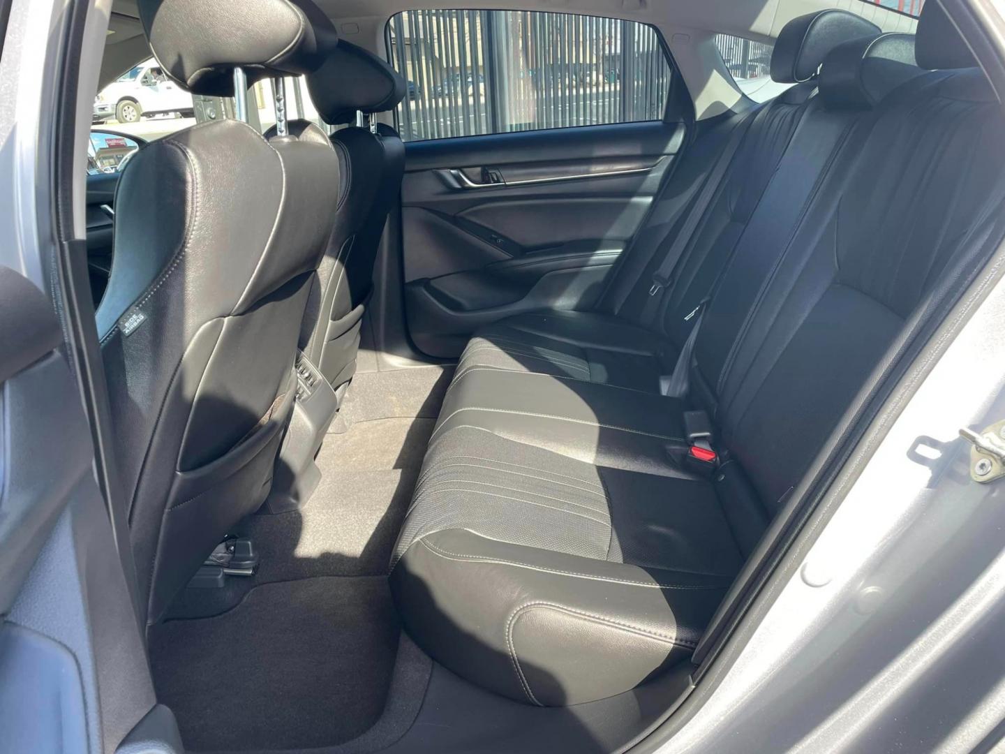 2020 SILVER /BLACK Honda Accord Hybrid EX-L (1HGCV3F53LA) with an 2.0L L4 DOHC 16V HYBRID engine, CVT transmission, located at 744 E Miner Ave, Stockton, CA, 95202, (209) 944-5770, 37.956863, -121.282082 - Photo#11